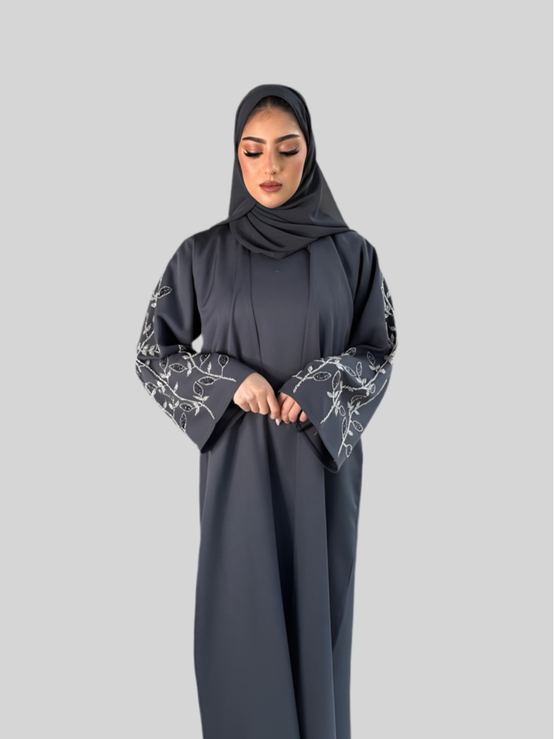 Embellished Abaya Safa