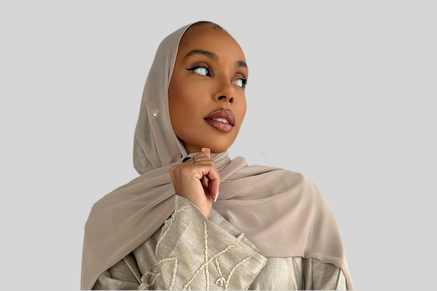Embellished Abaya Pearl