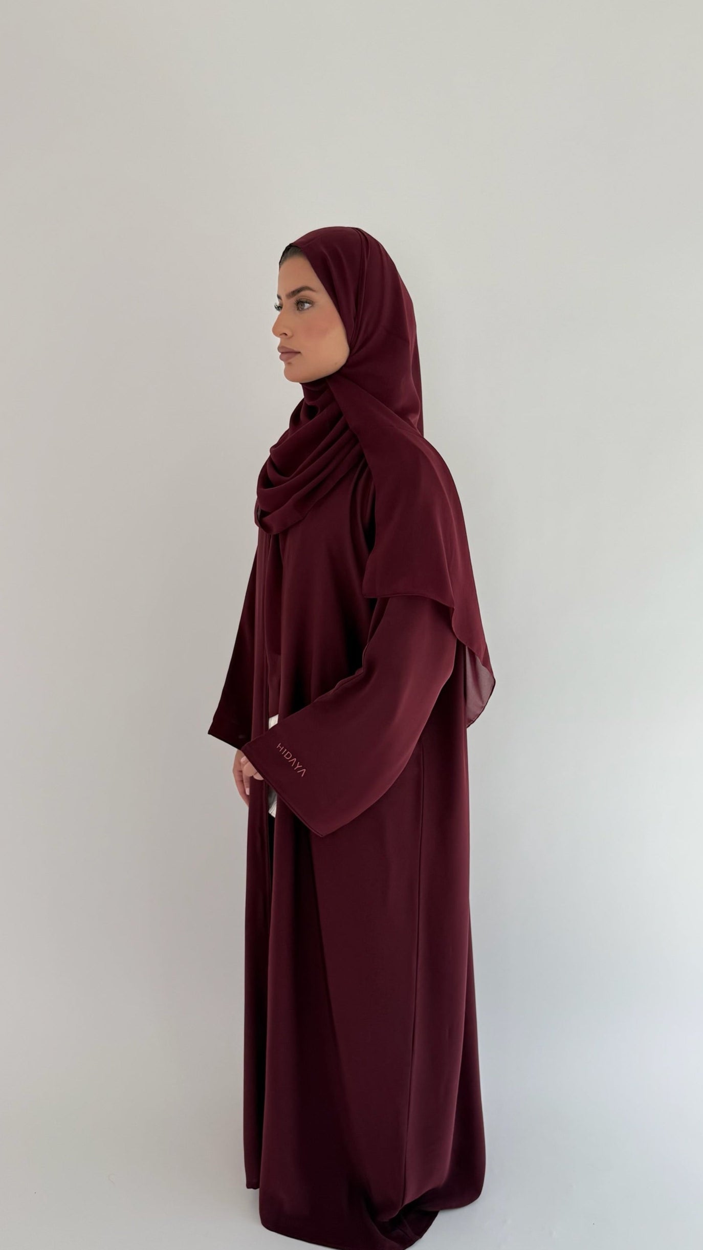 Nida Open Abaya Burgundy