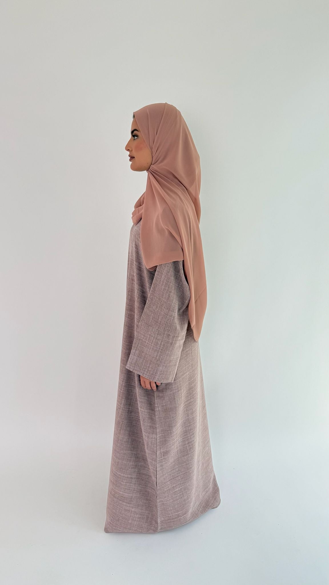 Closed Linen Abaya Afia